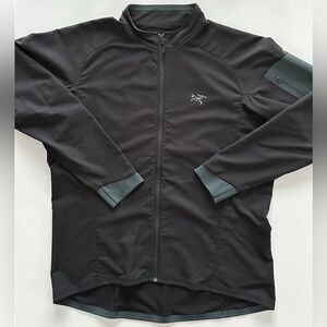 **SOLD**Arc’teryx Accelero Jacket